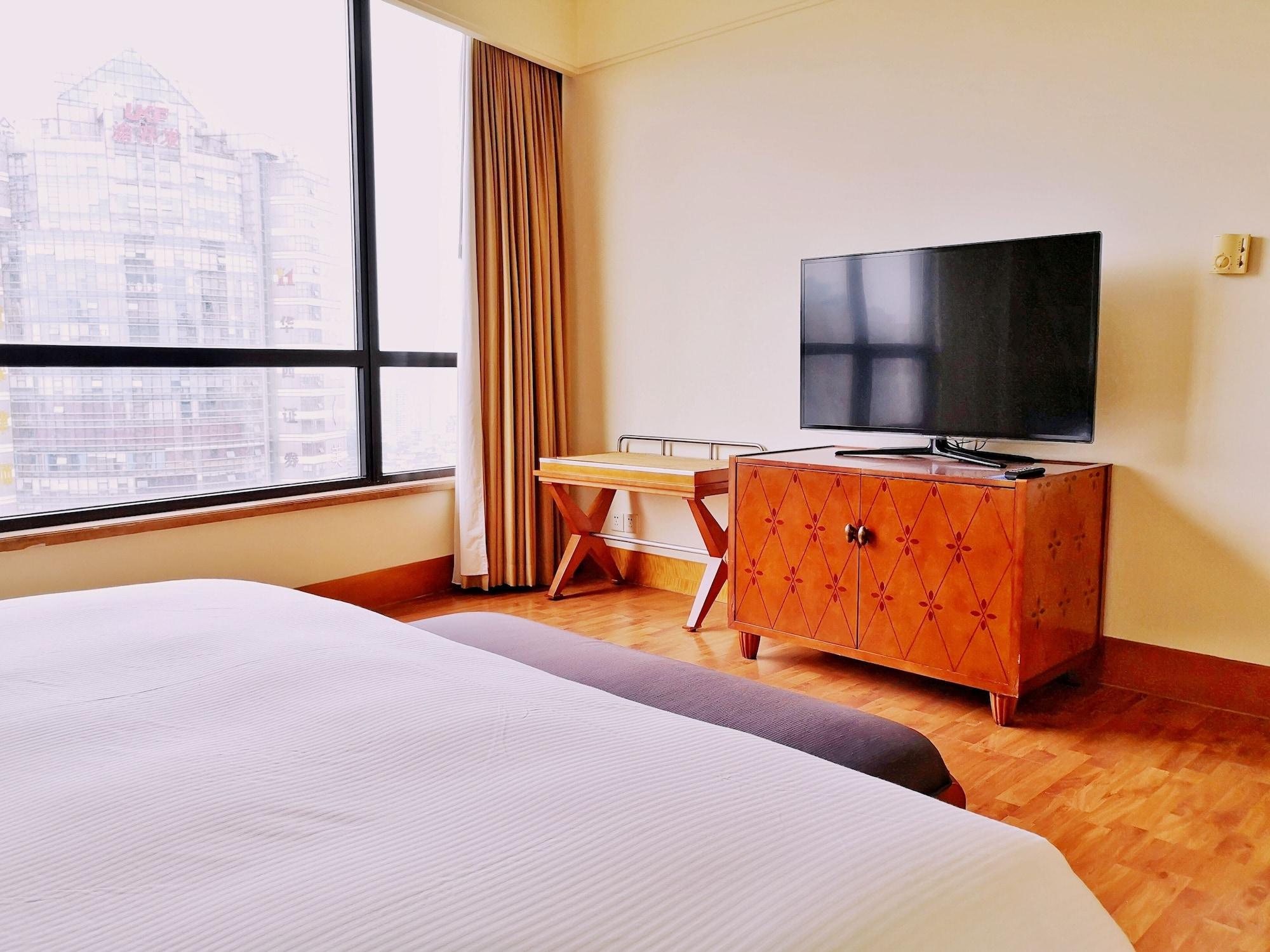 Hilton Chongqing Hotel Exterior photo