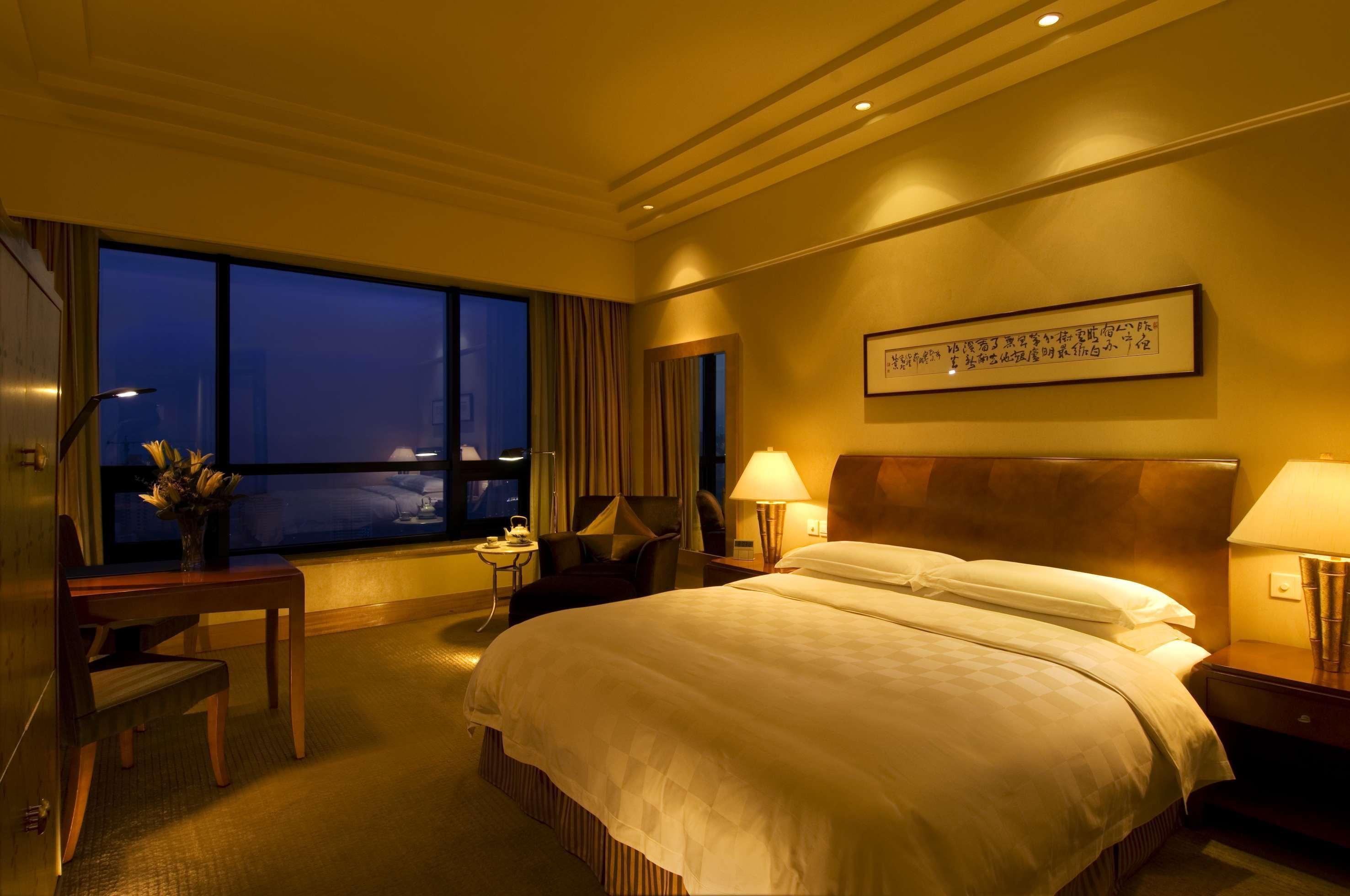 Hilton Chongqing Hotel Exterior photo