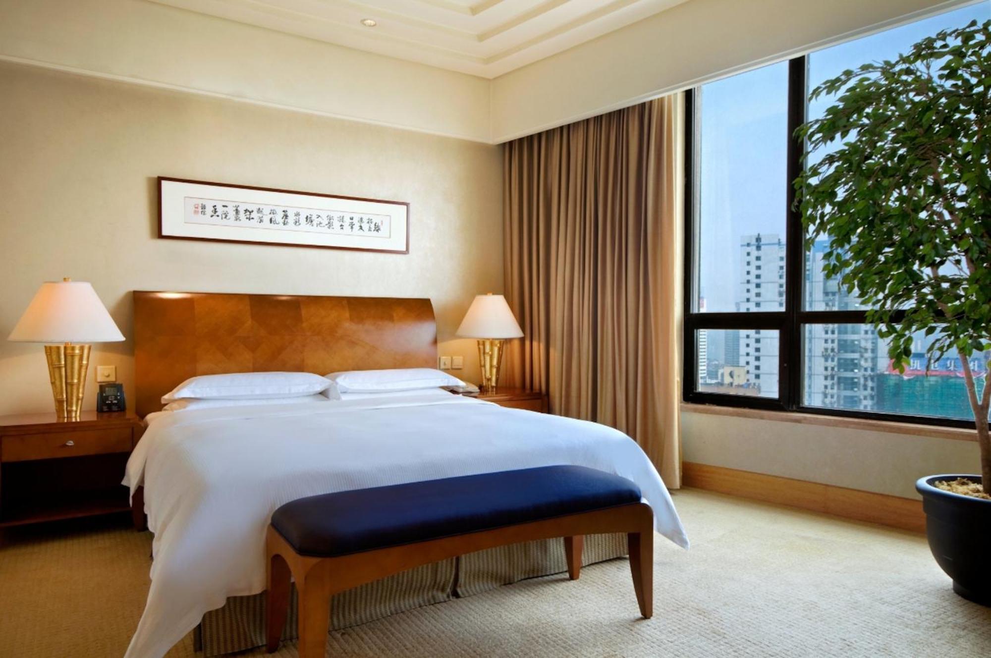 Hilton Chongqing Hotel Exterior photo