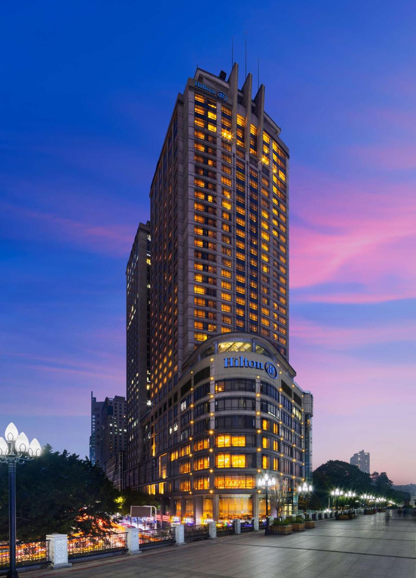 Hilton Chongqing Hotel Exterior photo